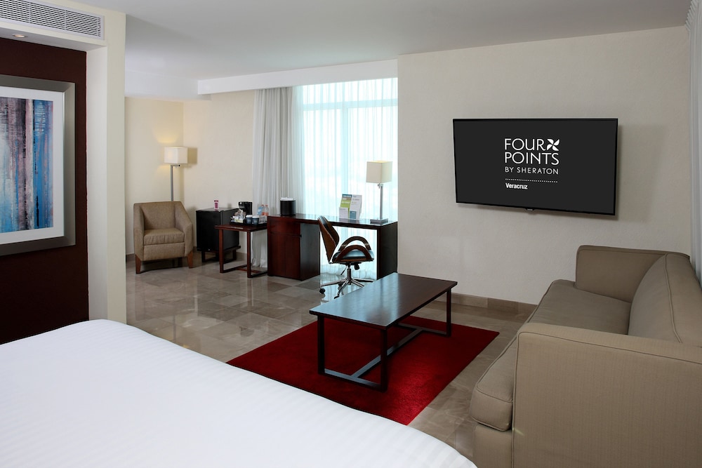 Junior Suite, 1 King Bed with Sofa bed, Balcony, City View (Balcony)