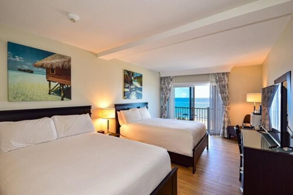 Standard Double Room, 2 Queen Beds, Oceanfront photo 2