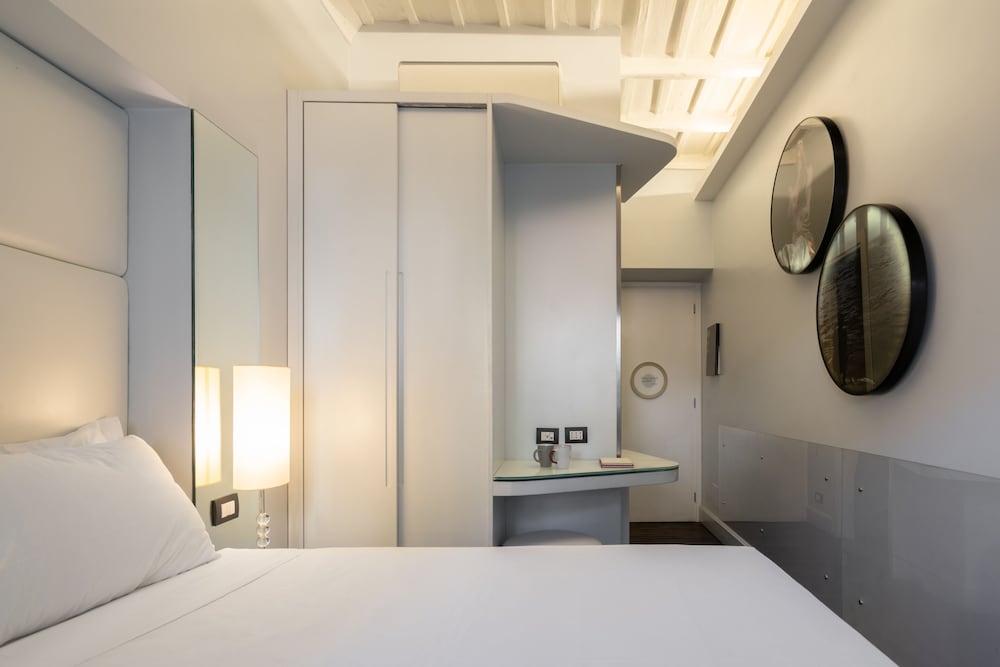 Standard Double Room photo 2