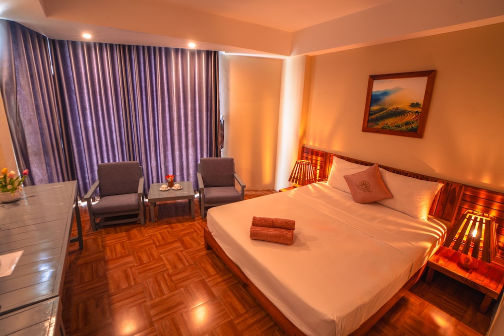 Superior Double Room, Mountain View photo 3