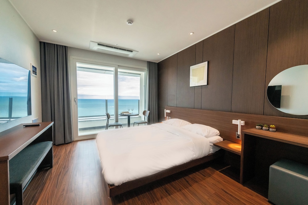 Studio Ocean View