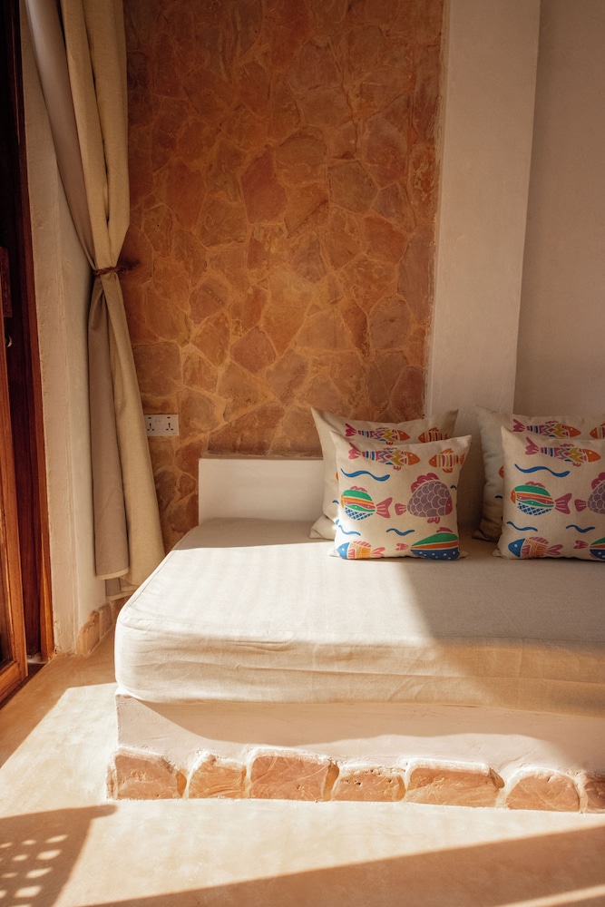 Signature Triple Room, Sea View