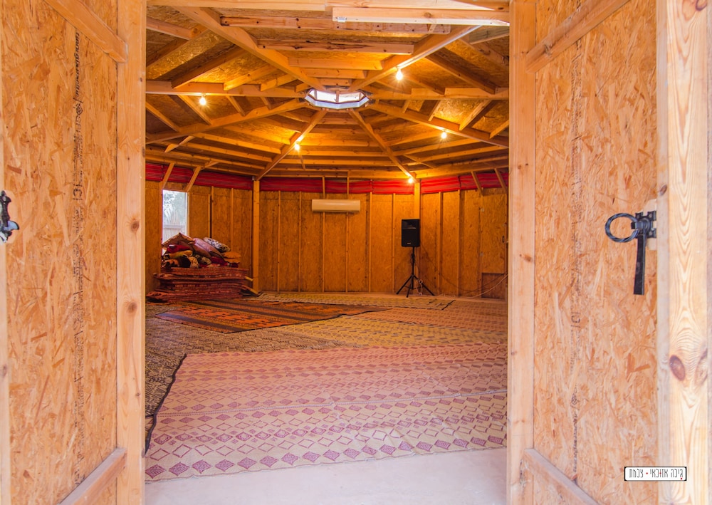 Tent, Multiple Beds, Non Smoking photo 3