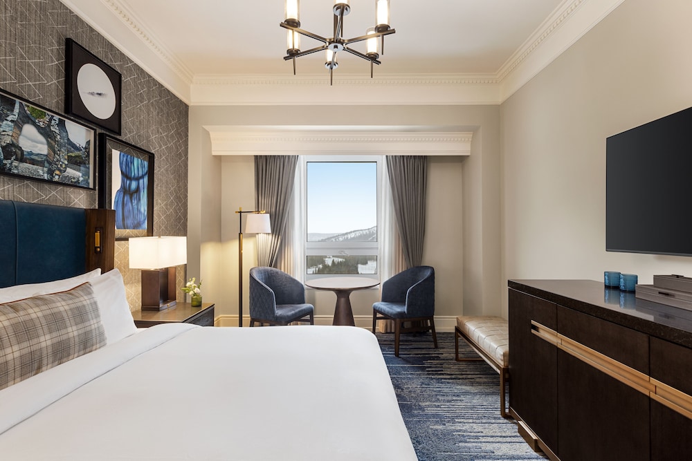 Room, 1 King Bed (Fairmont) - Photo 2