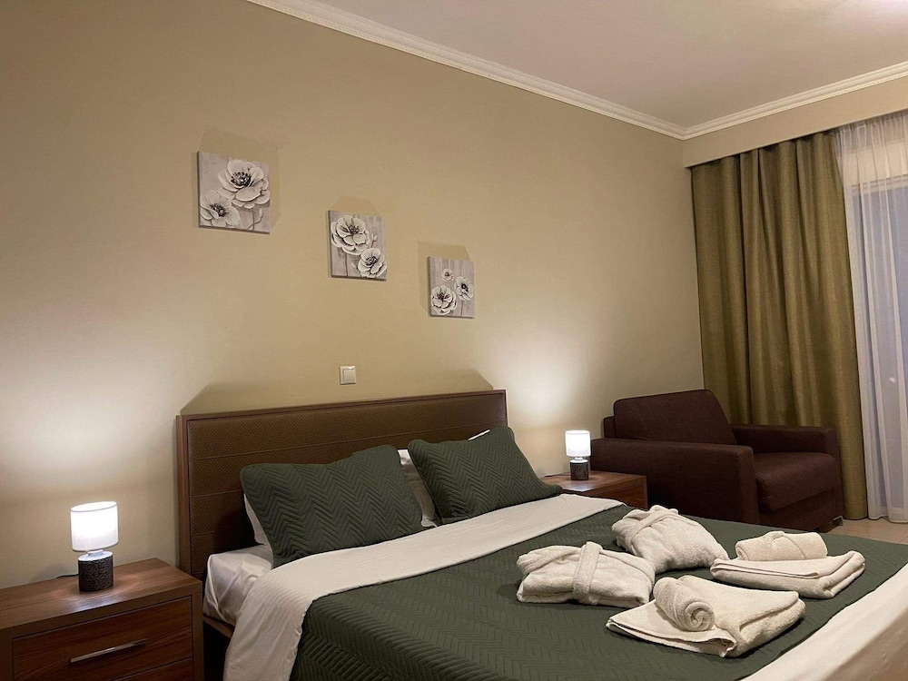 Comfort Triple Room