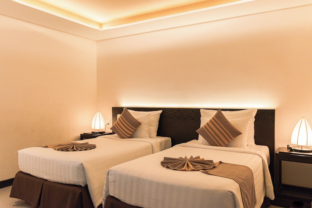 Family Suite, 2 Bedrooms, Garden View photo 2