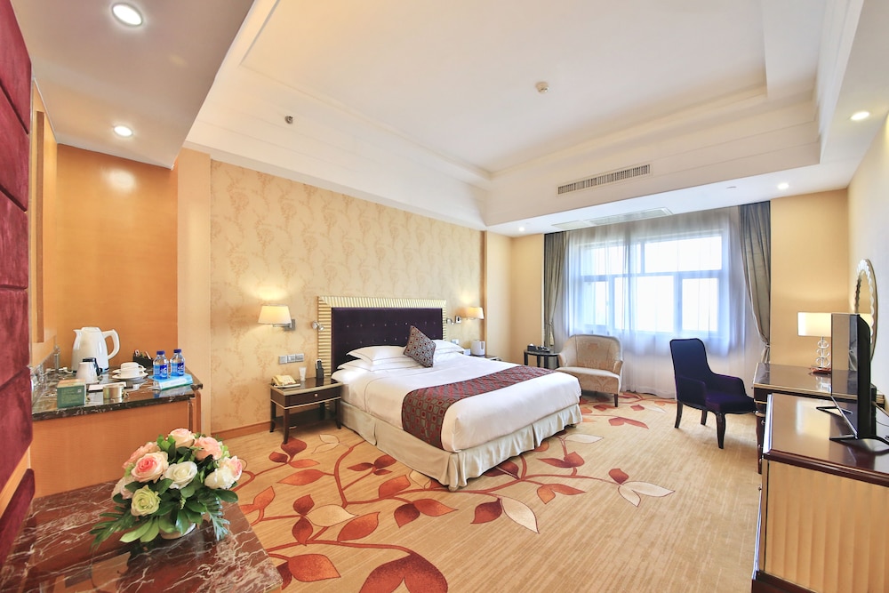 Executive Double Room, City View photo 2