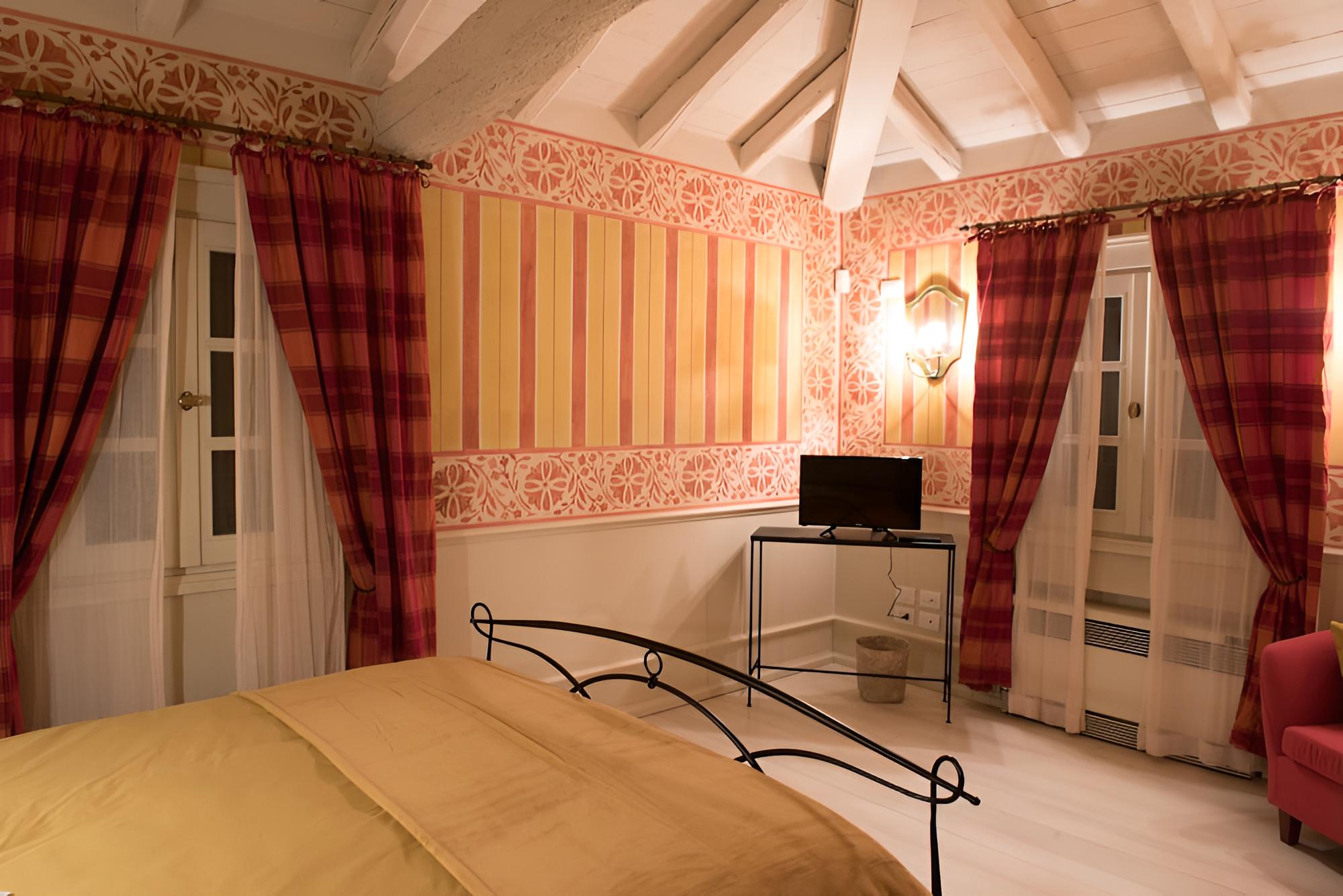 Deluxe Double Room, 1 Queen Bed (Rimmel) photo 3