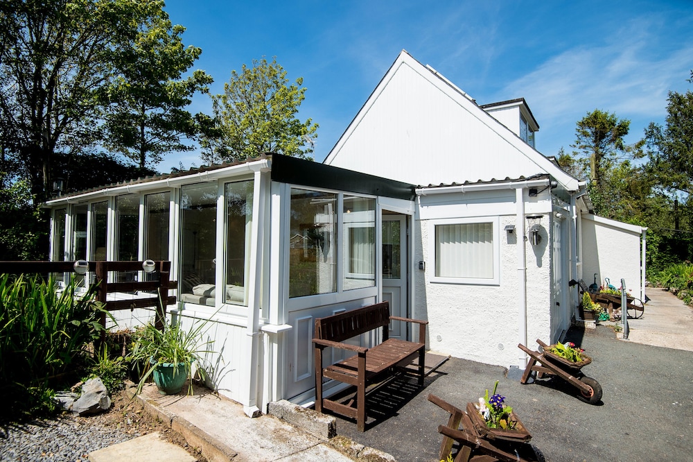 Cottage photo 2
