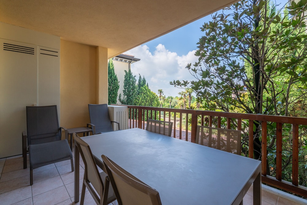 Elite Suite, 2 Bedrooms, Lake View - Photo 7
