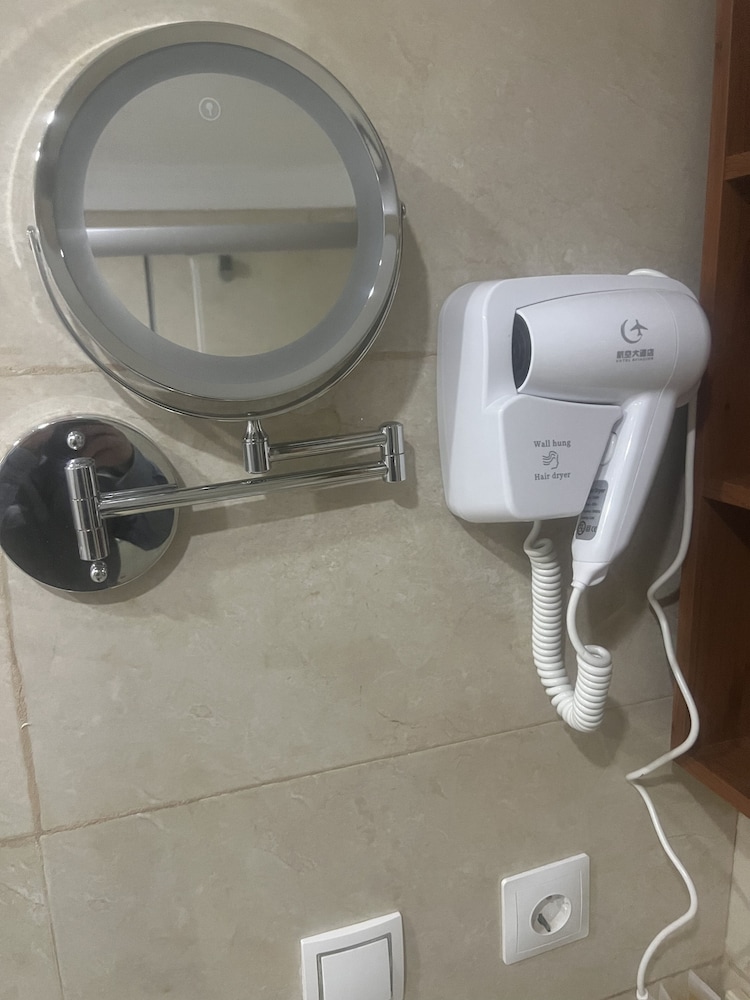 Standard Twin Room, Accessible photo 2
