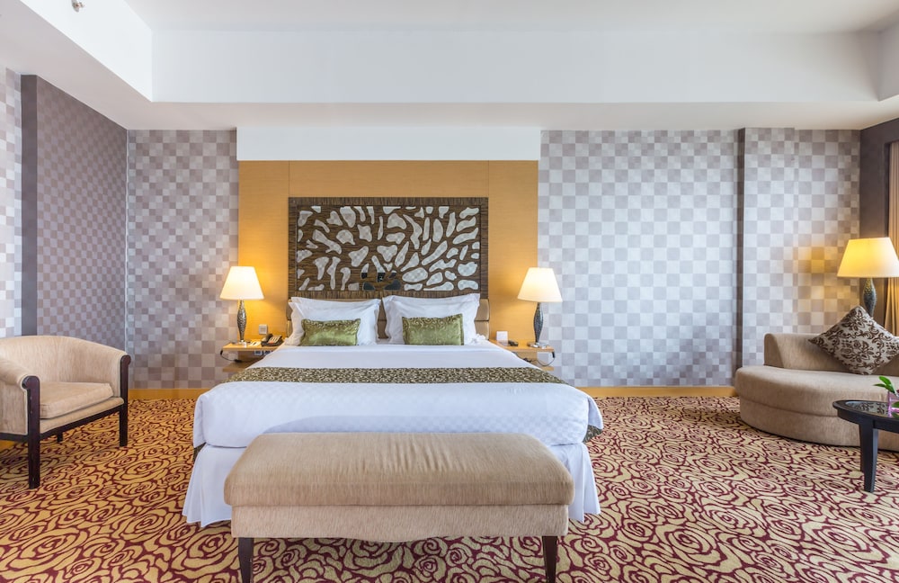 Presidential Suite King Bed photo 3