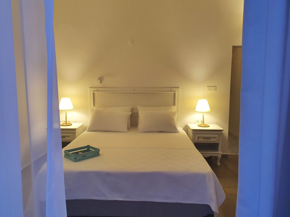 Superior Double Room, Sea View (Palmiye) photo 3