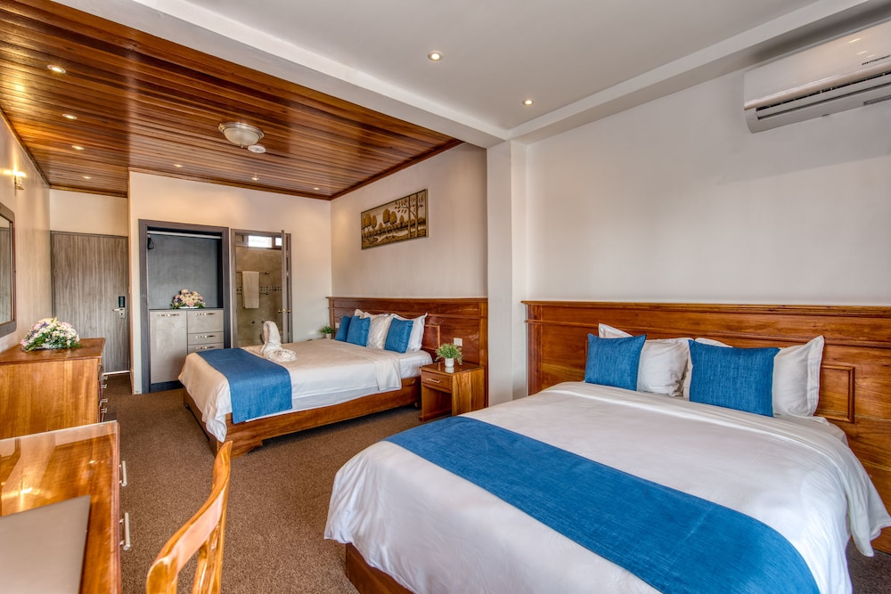 Deluxe Quadruple Room photo 2
