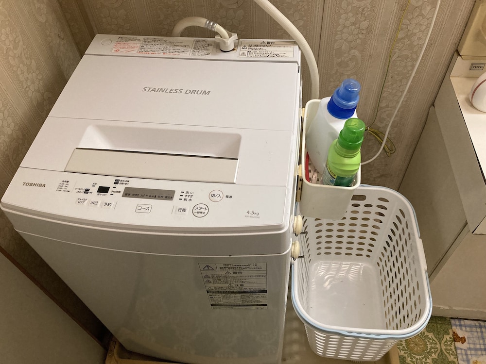 Economy Twin Room, Non Smoking, Hill View (Room C) photo 2