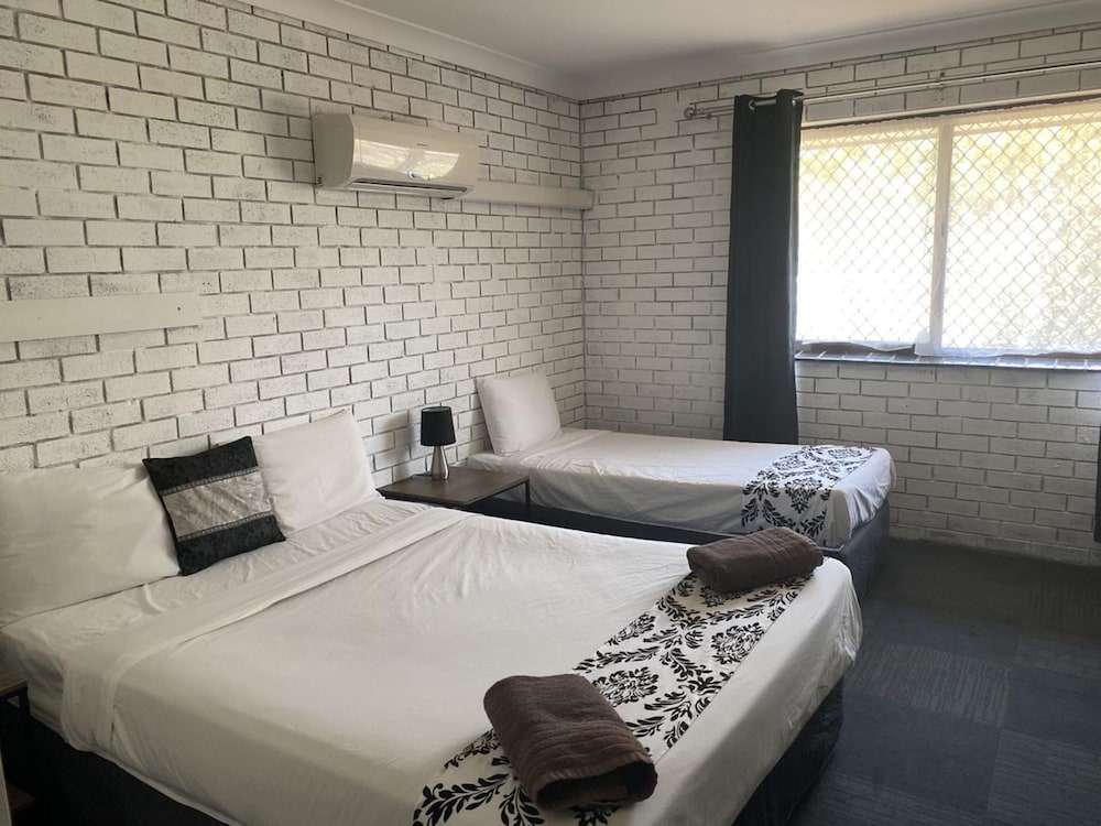 Standard Room photo 1