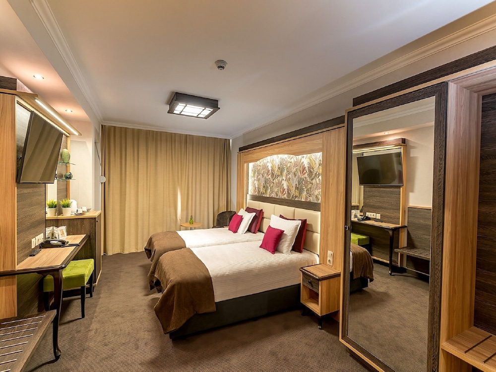Standard Room (Free room upgrade upon availability) - Photo 1