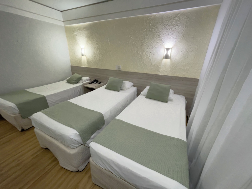 Standard Room photo 2