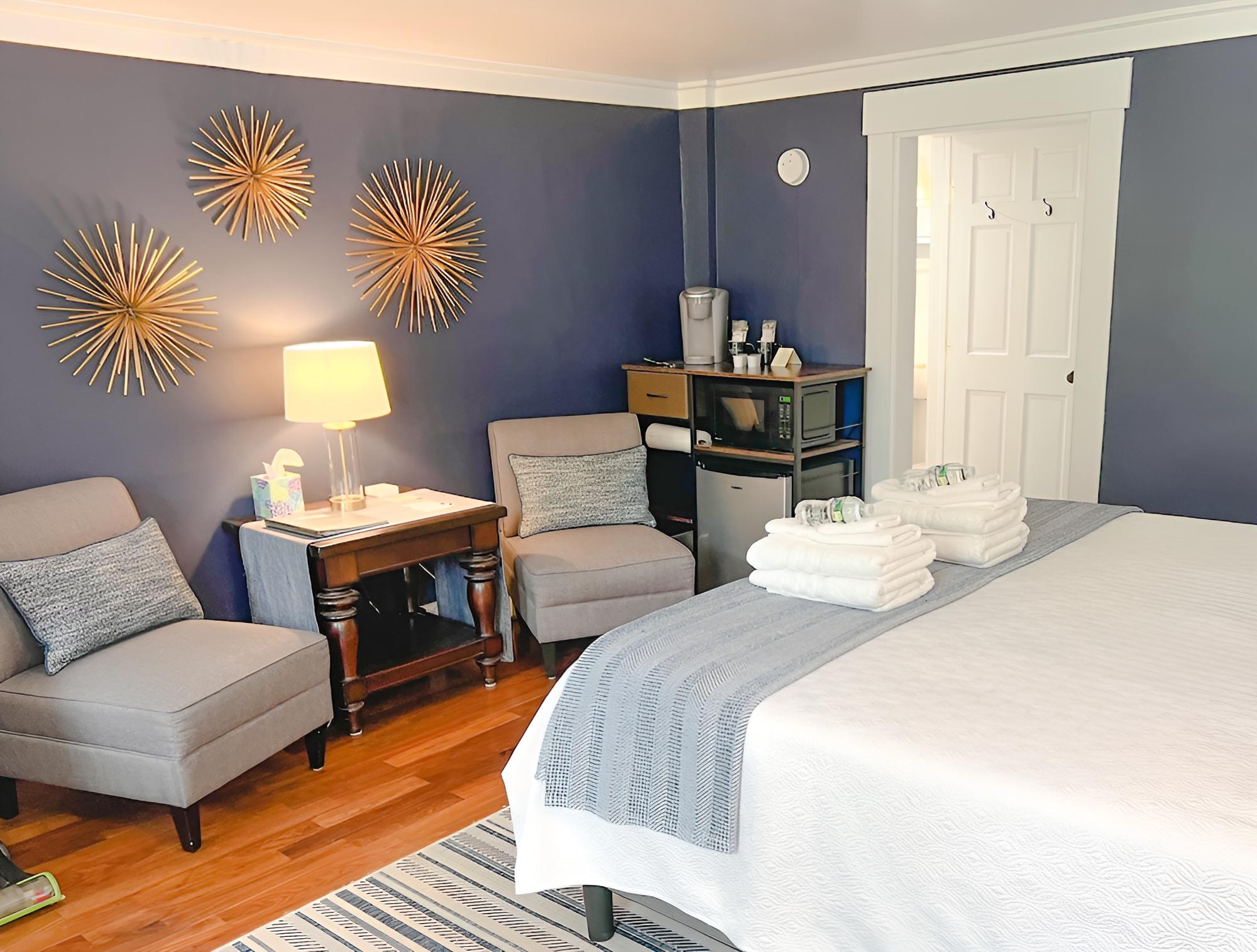 Double Room, 1 King Bed, Non Smoking photo 2