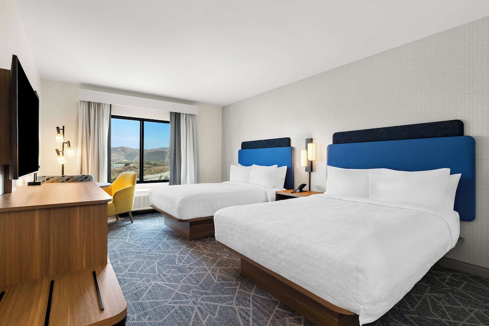 Room, 2 Queen Beds, Accessible (Hearing)