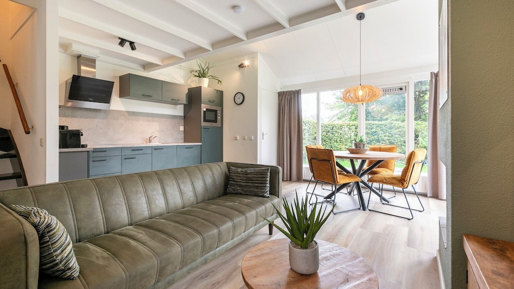 Bungalow (A Plus Bungalow 4) photo 1