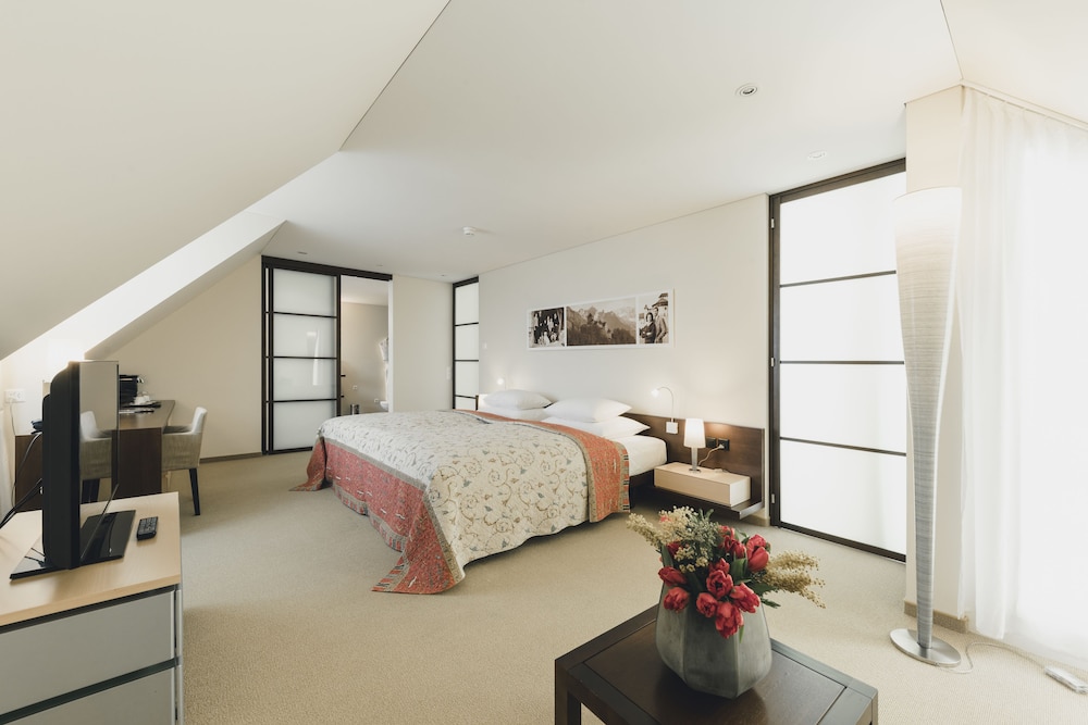 Junior Suite - Photo 2