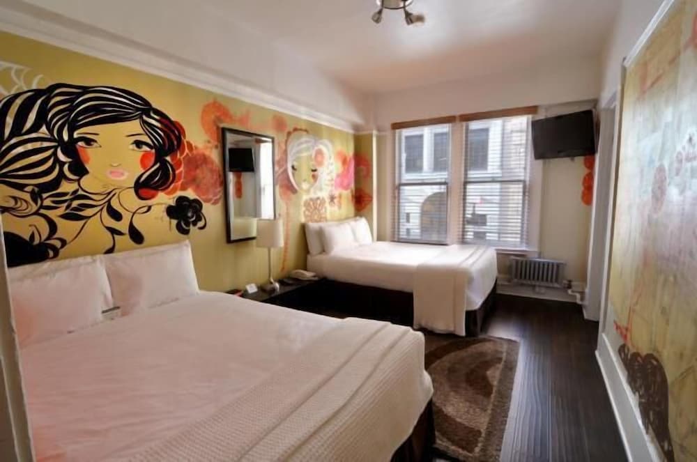 Standard Quadruple Room, Ensuite (Standard) - Photo 4