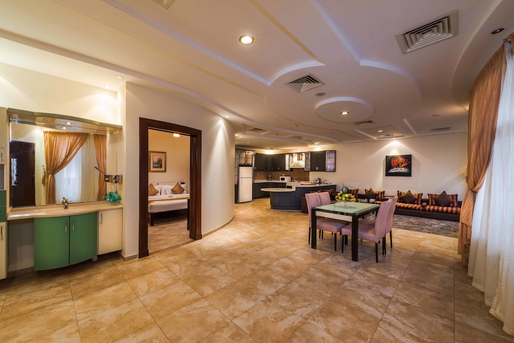 Royal Chalet, 2 Bedrooms, Private Pool
