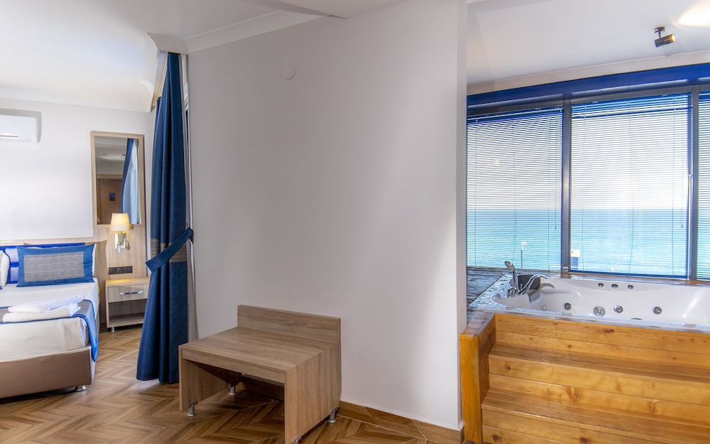 Exclusive Room, Sea View photo 1