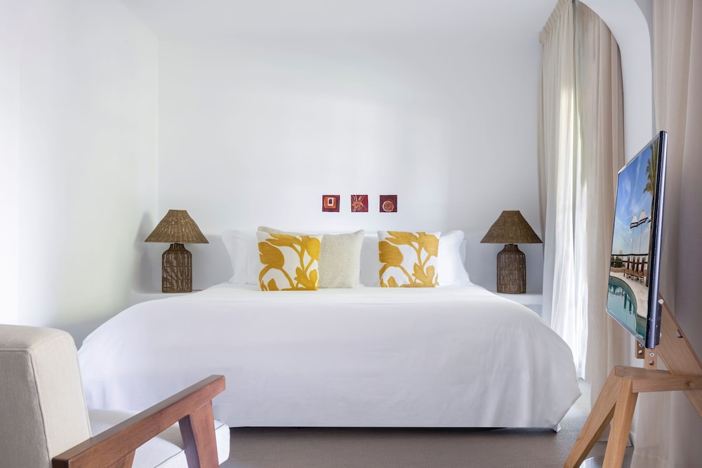 Elegant Suite photo 2