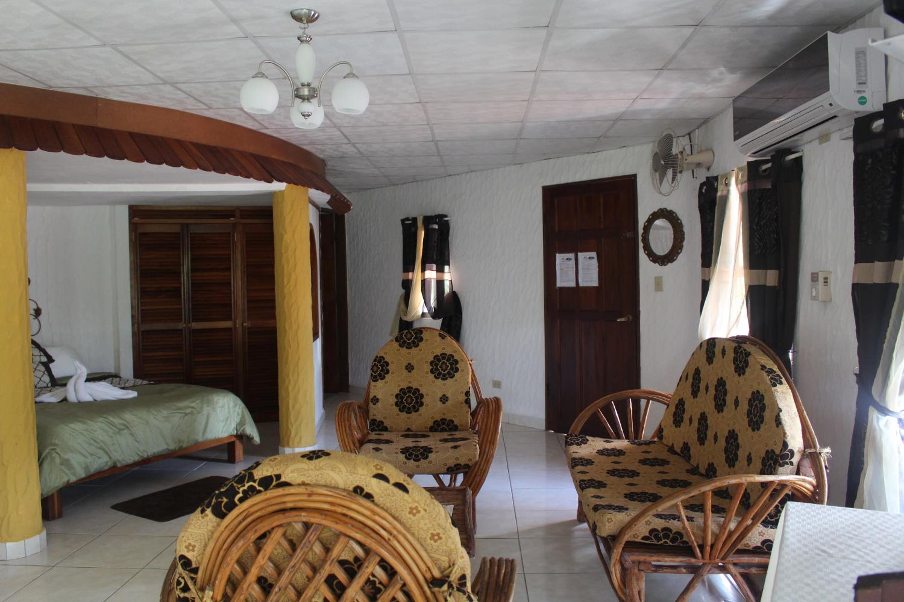 Junior Suite with Balcony photo 2