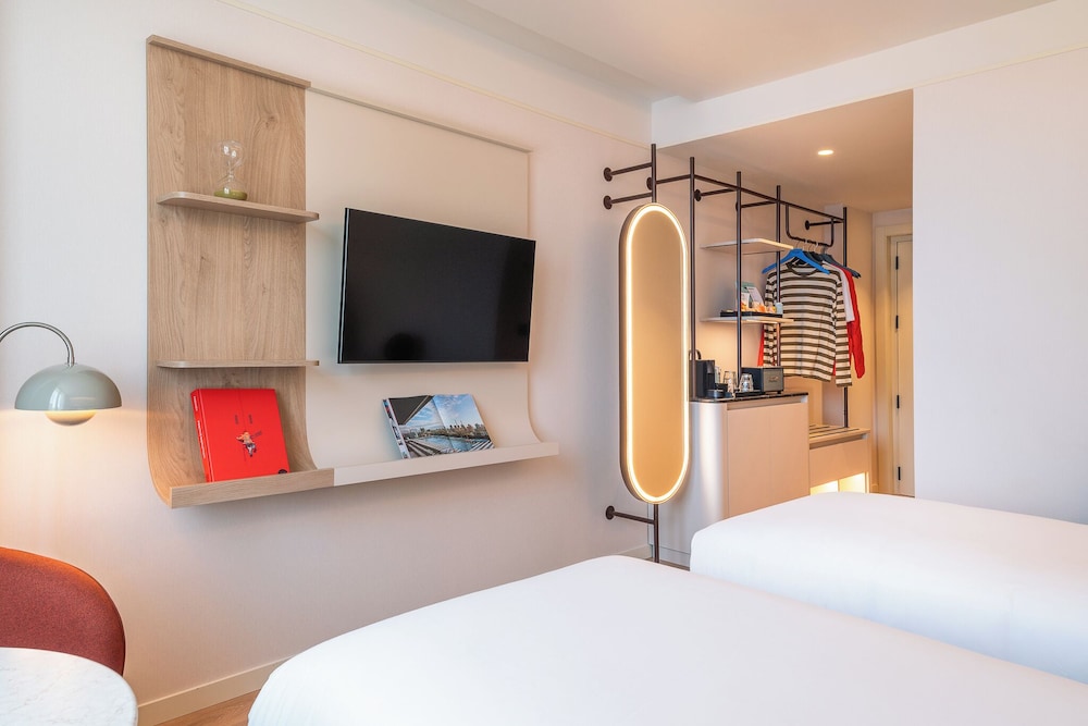 Signature Triple Room - Photo 1
