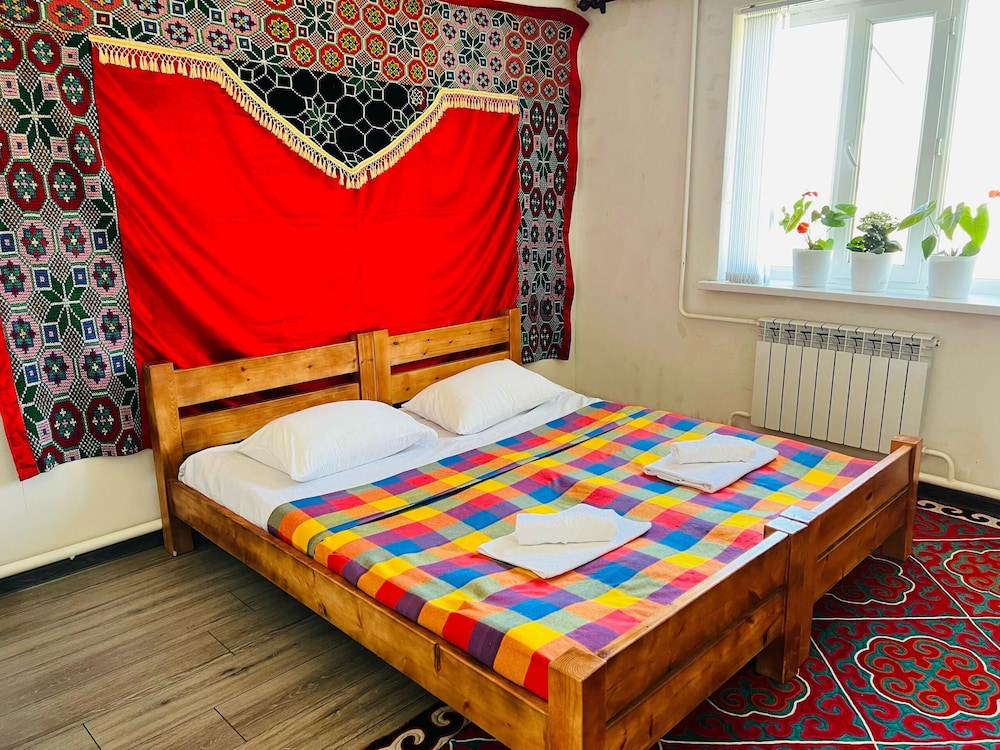 Double or Twin Room, Mountain View