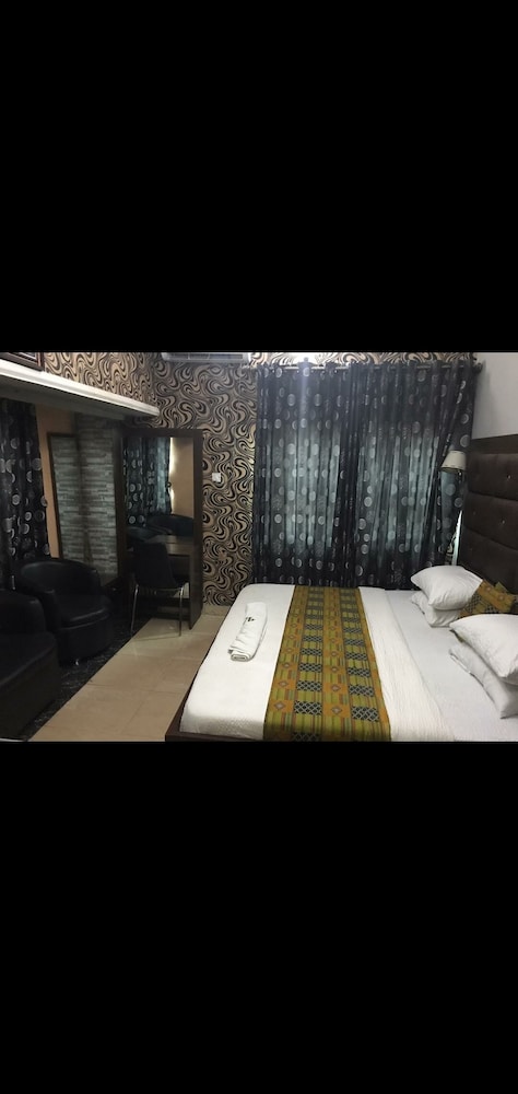 Executive Room photo 1