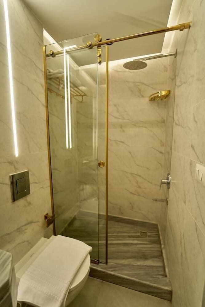 Standard Triple Room - Photo 2