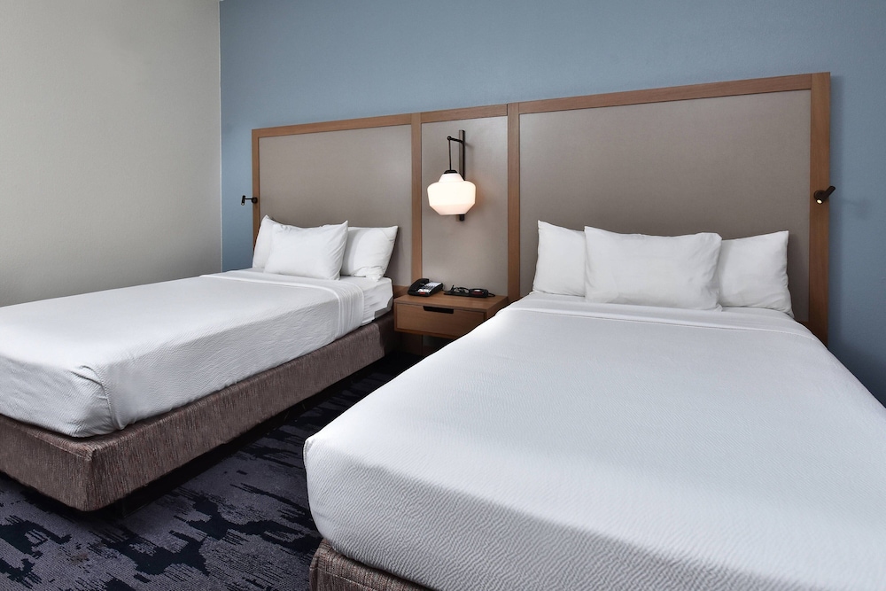 Room, 2 Double Beds (Hearing Accessible) - Photo 3