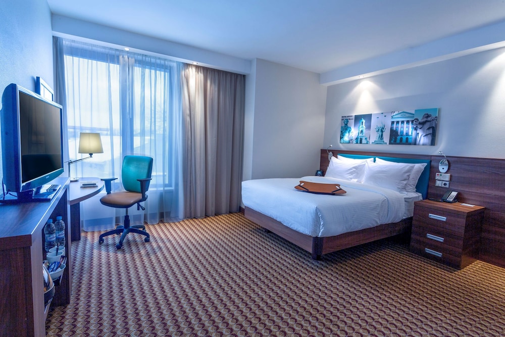 Room, 1 Queen Bed, Accessible photo 1