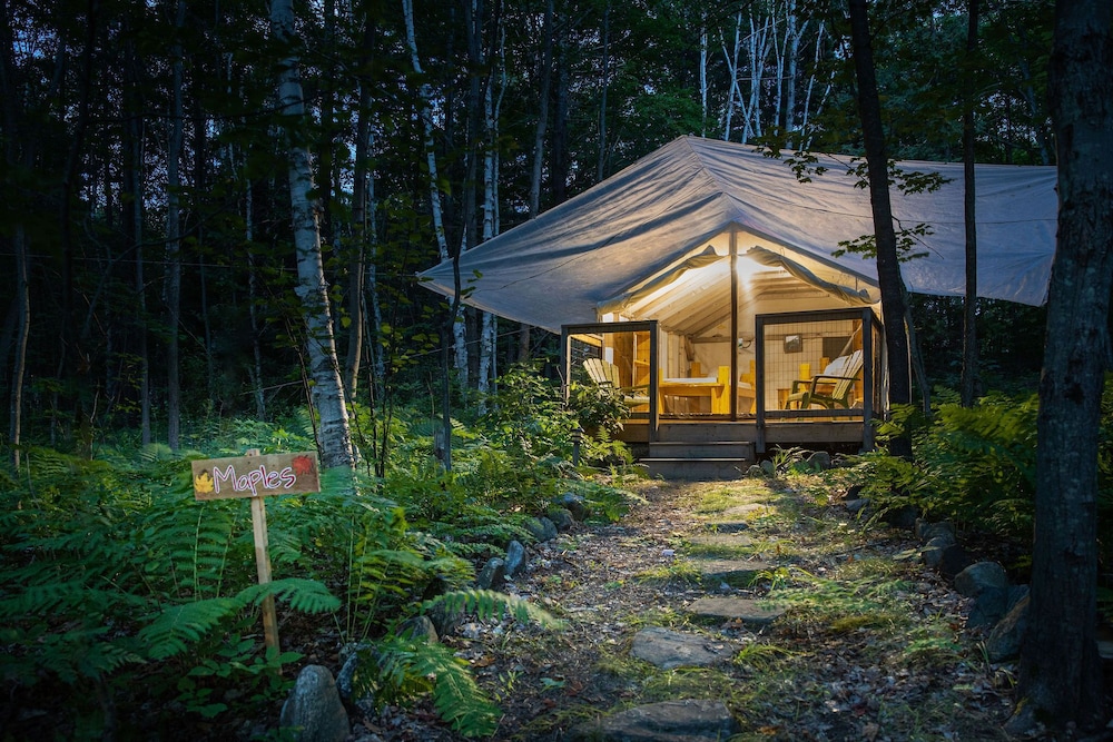 Maples Tent, 2 Twin Beds photo 3