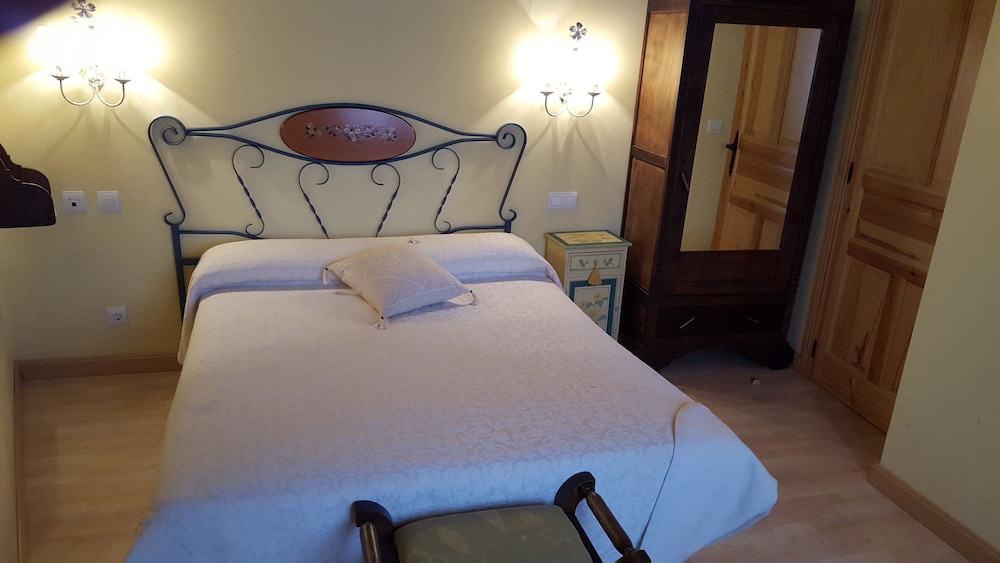 Habitación Doble Básica, 1 Cama Doble