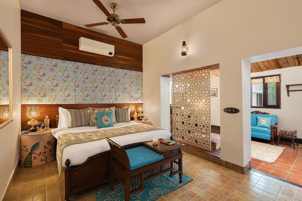 Junior Suite With King Bed photo 1