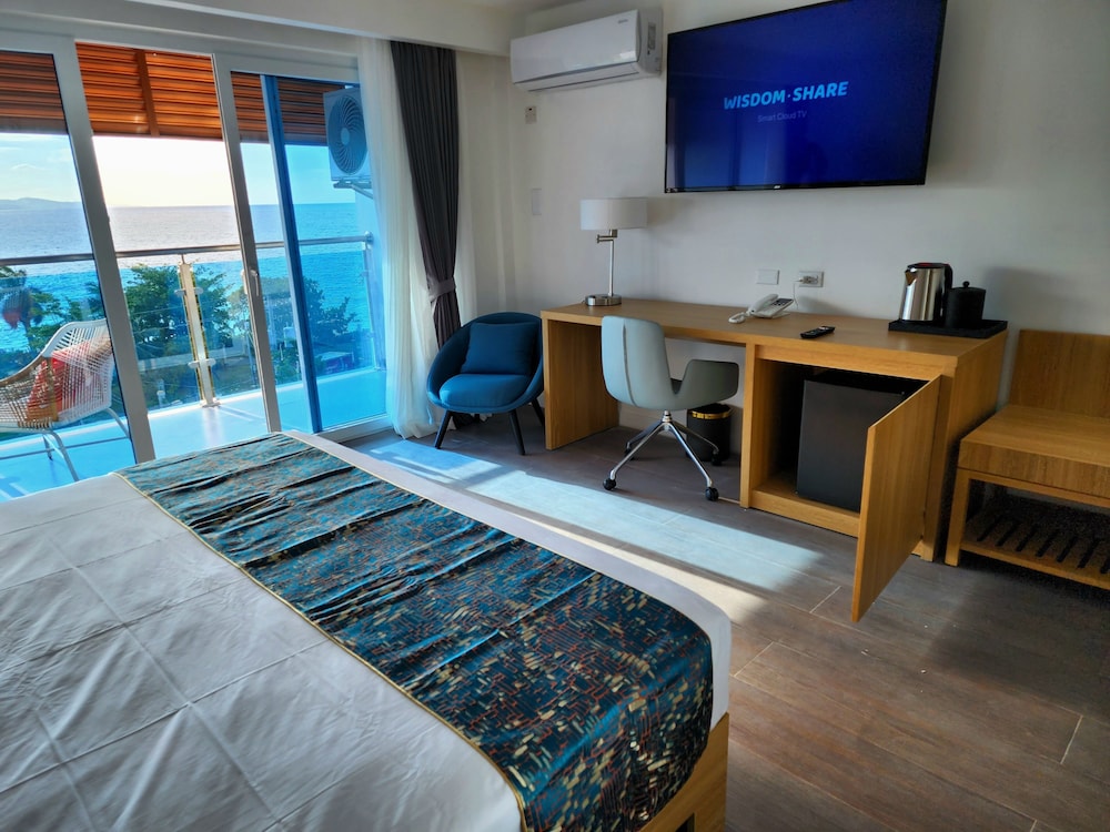 Superior Room, 1 King Bed, Non Smoking