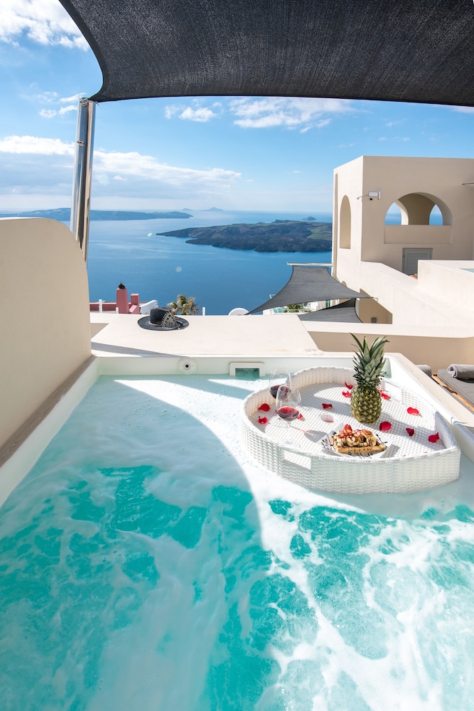 Cliff Suite, Caldera View, Outdoor Hot Tub (for 2) - Photo 5