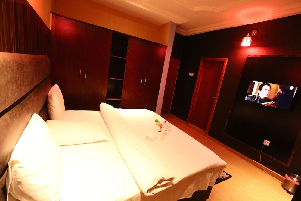 Presidential Apartment photo 2