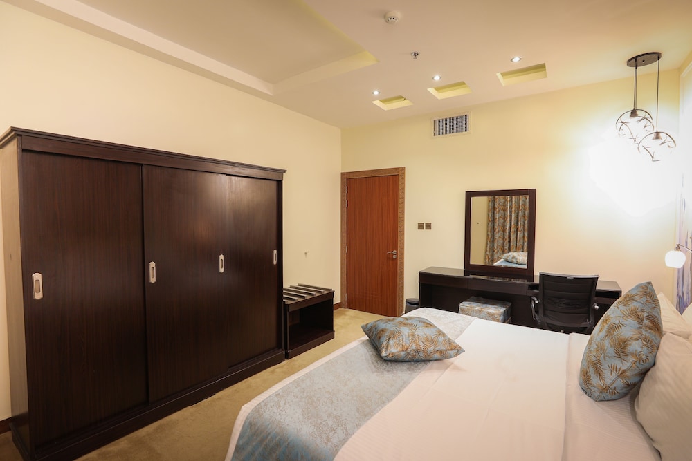 Junior Double Room