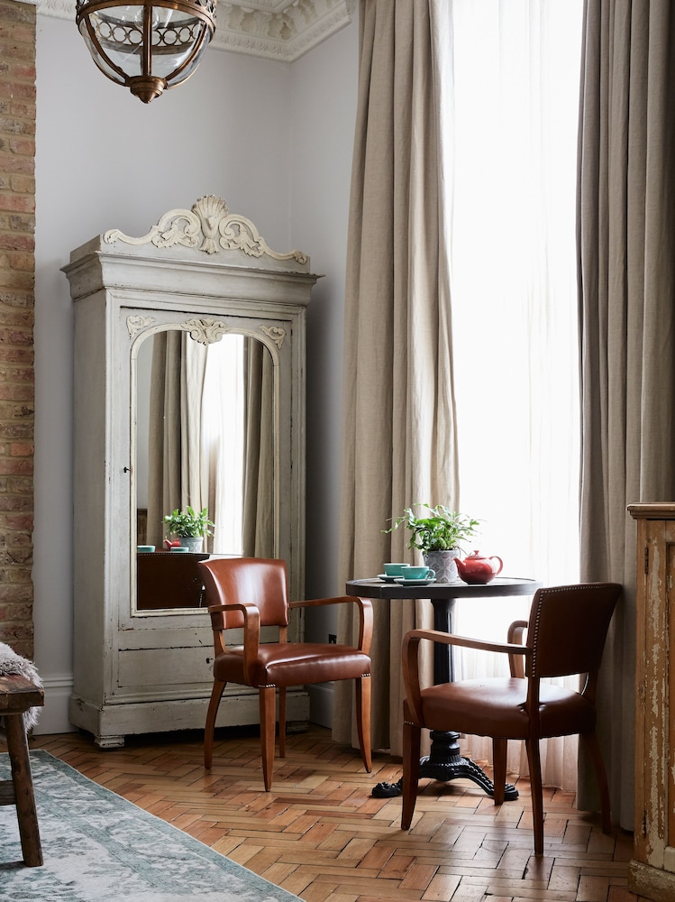 Romantic Suite photo 2