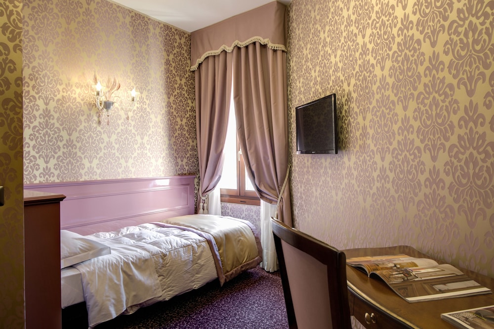 Single Room photo 1