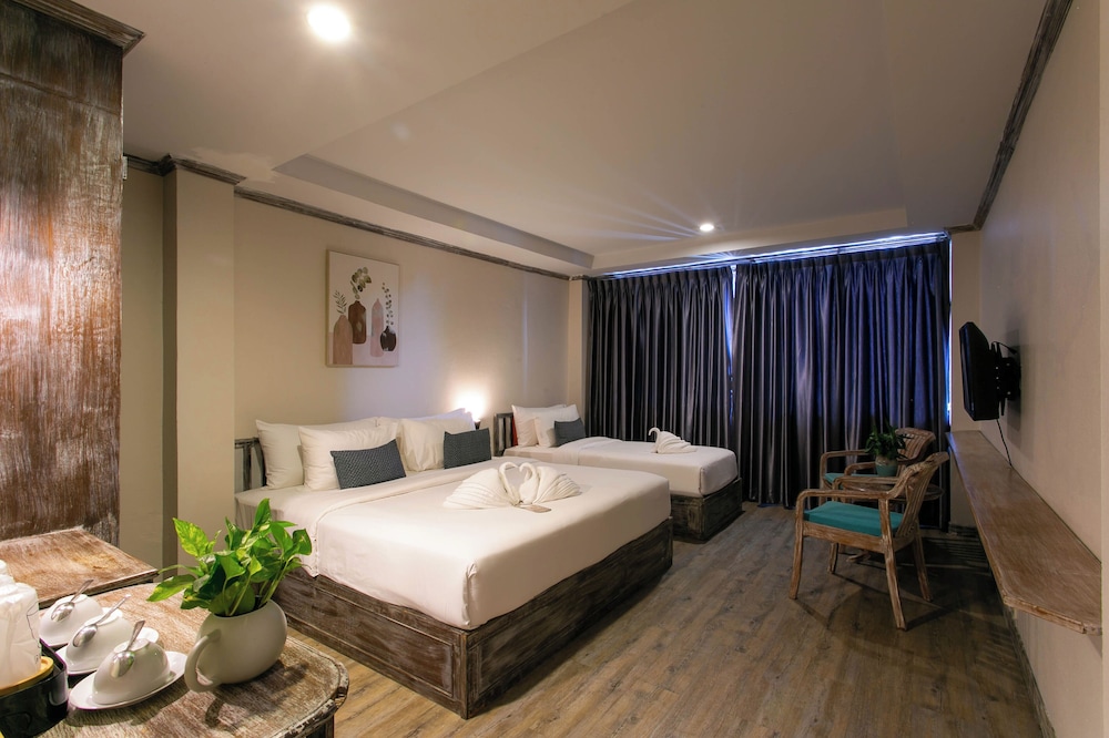 Junior Room - Photo 22