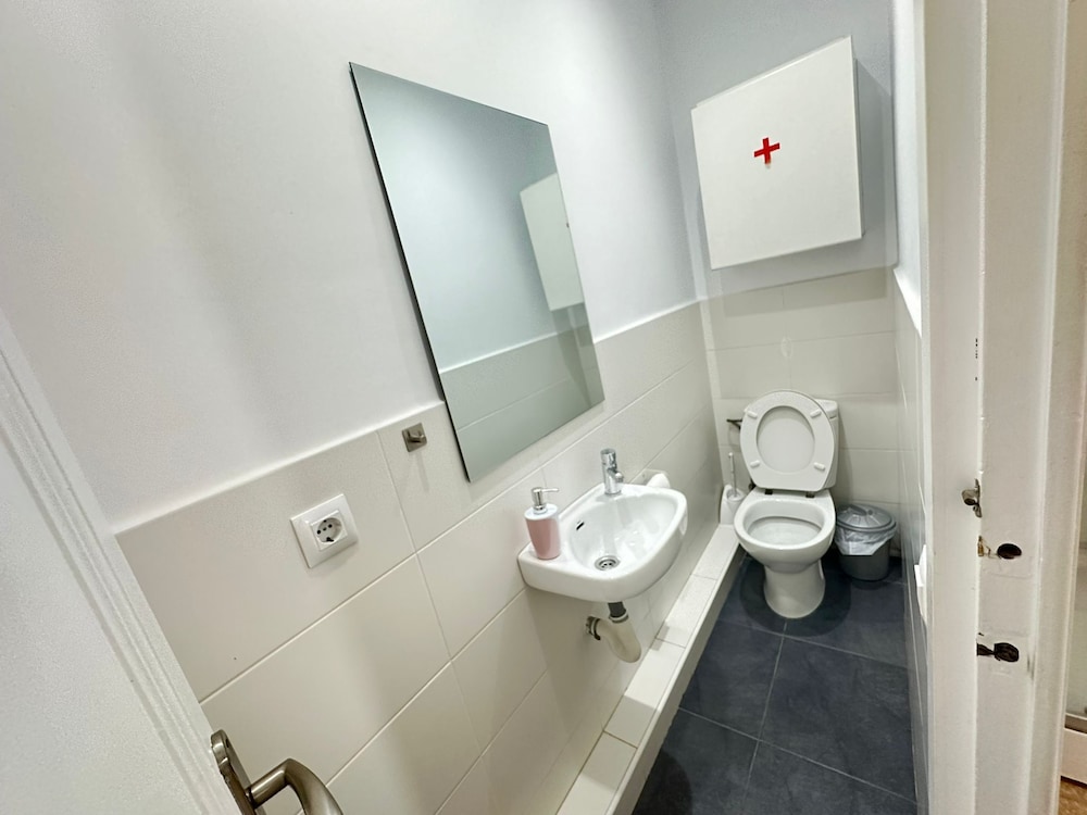 Triple Room, Shared Bathroom photo 3