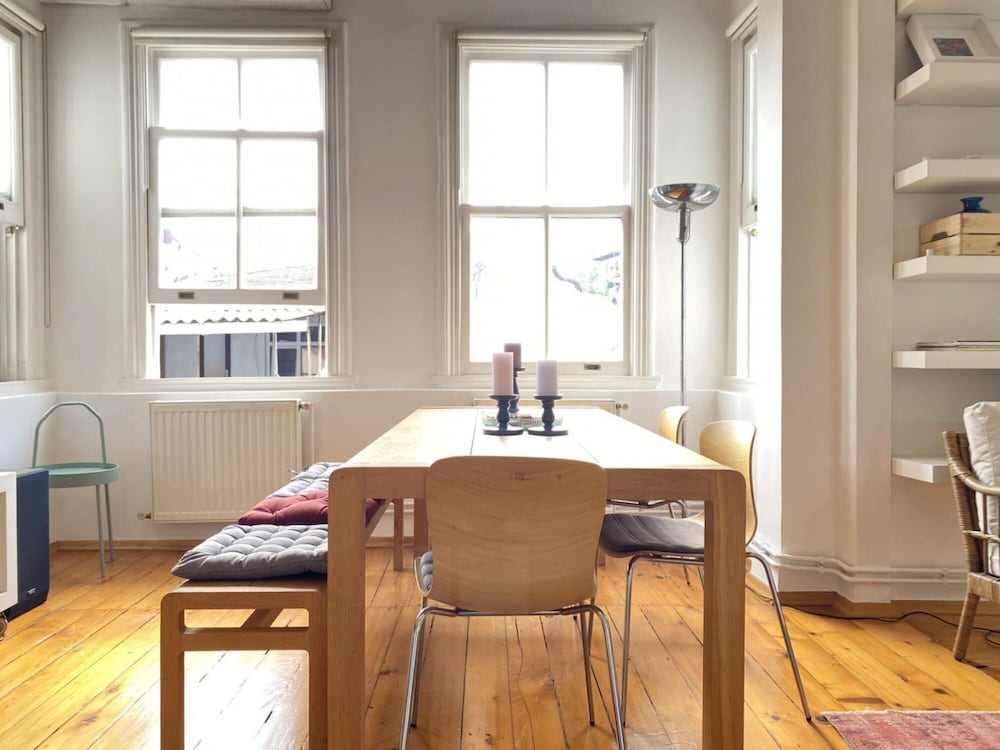 Apartment photo 1