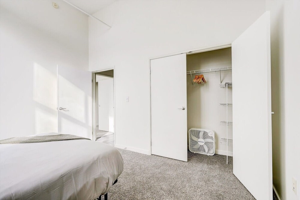 Cozysuites - 2BR With Direct Skybridge Access 5, Billede 7